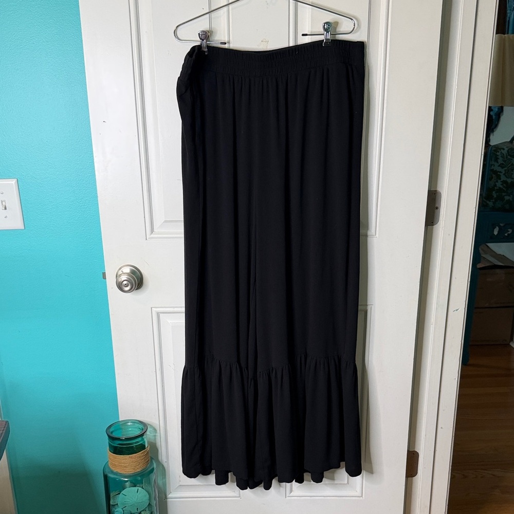 Torrid Black Palazzo Pants size 2